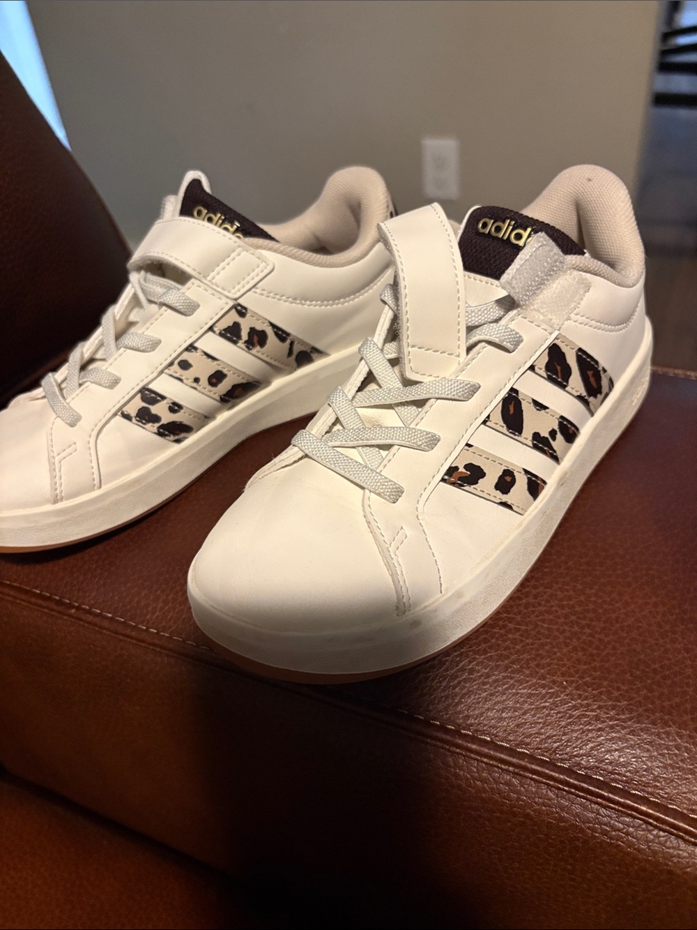 Adidas little kids sneakers